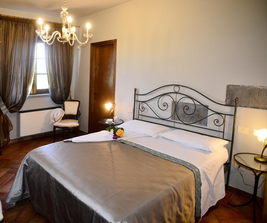 Agriturismo Isola Verde Cerreto Guidi Habitación foto